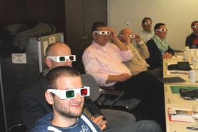 Mittels 3D Brille werden Präparationsgrenzen beim LaVa C.O.S. Scanbild besser identifiziert